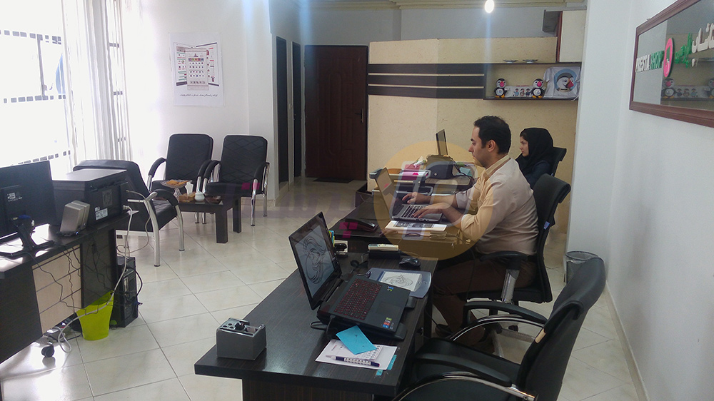 دفتر شرکت پرستاشاپ فارسی